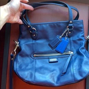 Authentic Coach crossbody